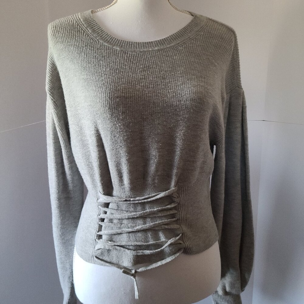 BCBG MAXAZRIA WOMENS LACE UP-CORSET- CROP SWEATER-LIGHT GRAY- SIZE MEDIUM - Picture 4 of 12